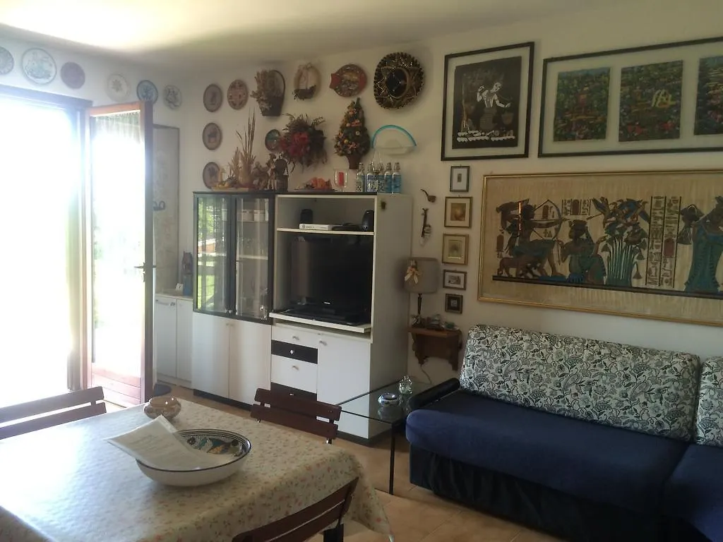 Apartment Appartamento Dei Salici Lazise