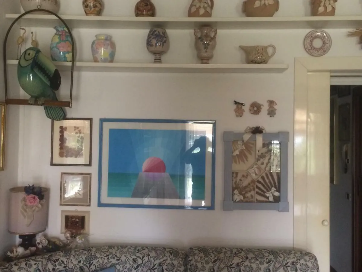 Apartment Appartamento Dei Salici Lazise Italy